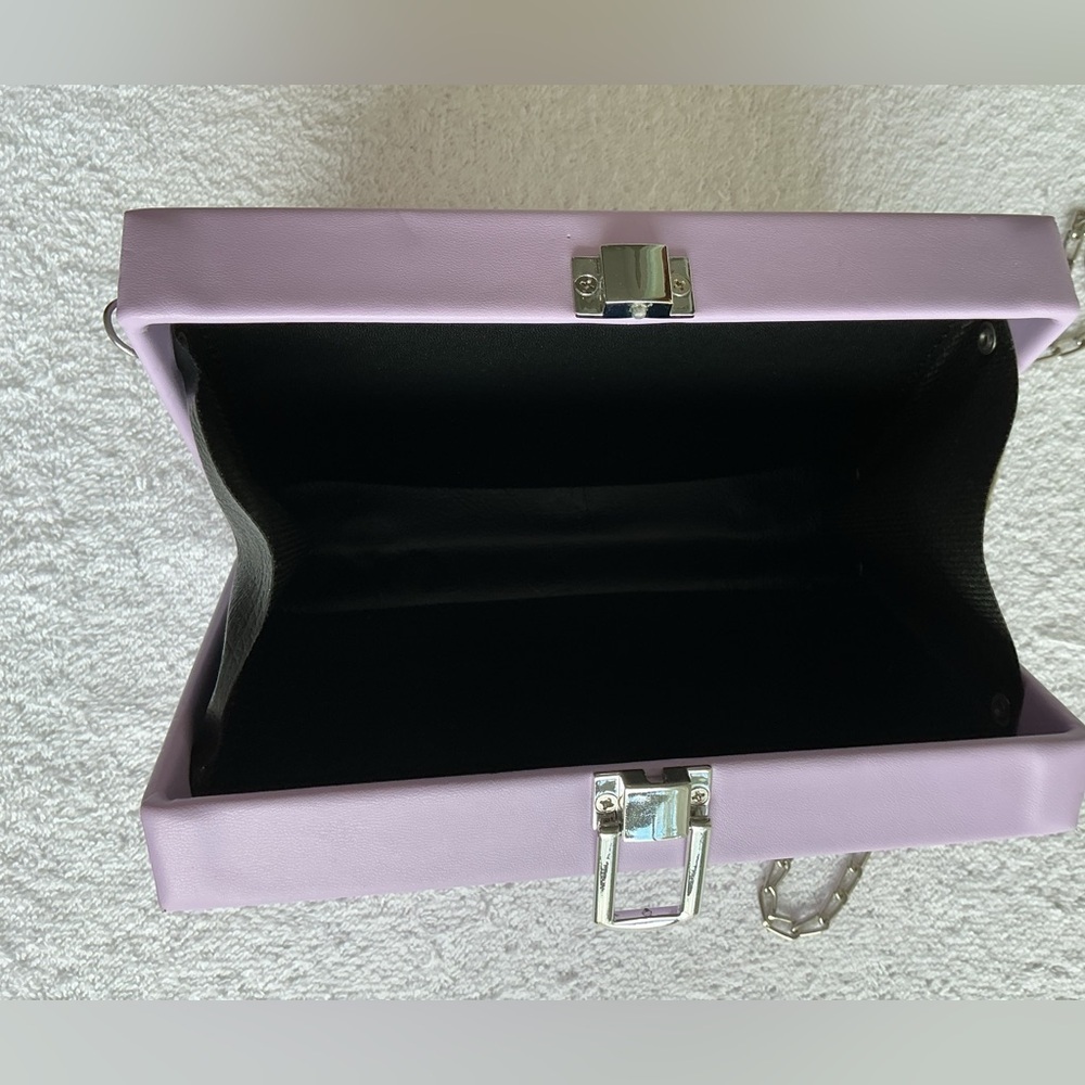 Elegant Floral Lavender Clutch - Picture 11 of 12